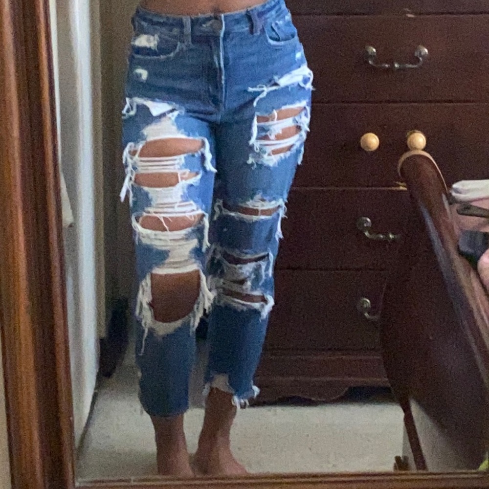 American Eagle ripped mom jeans